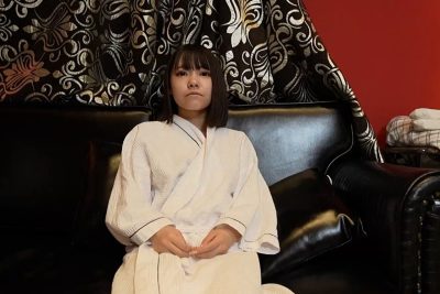 FC2-PPV-4661330 파친코점 아르바이트생은 어른들의 먹잇감 노인과 섹스